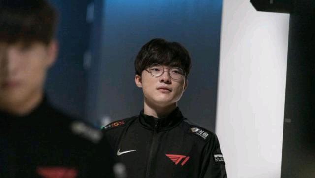 Bilibili Gaming 的训练总监谈到了 Zeus 离开战队的事情，这对 Bilibili Gaming 来说是好事：我们只关心是否能做得更好
