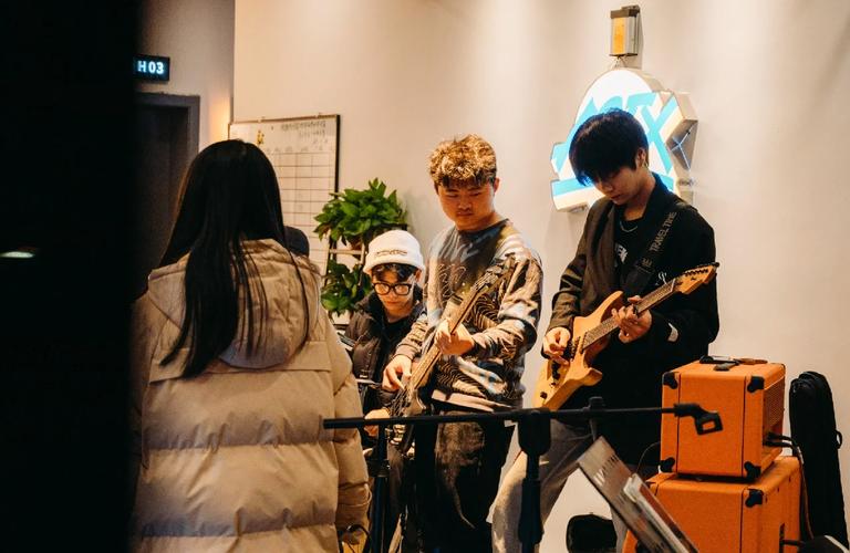 NAVI将面对 M80 ， Spirit 将与 GamerLegion 在PGL Astana 2025第一轮交锋