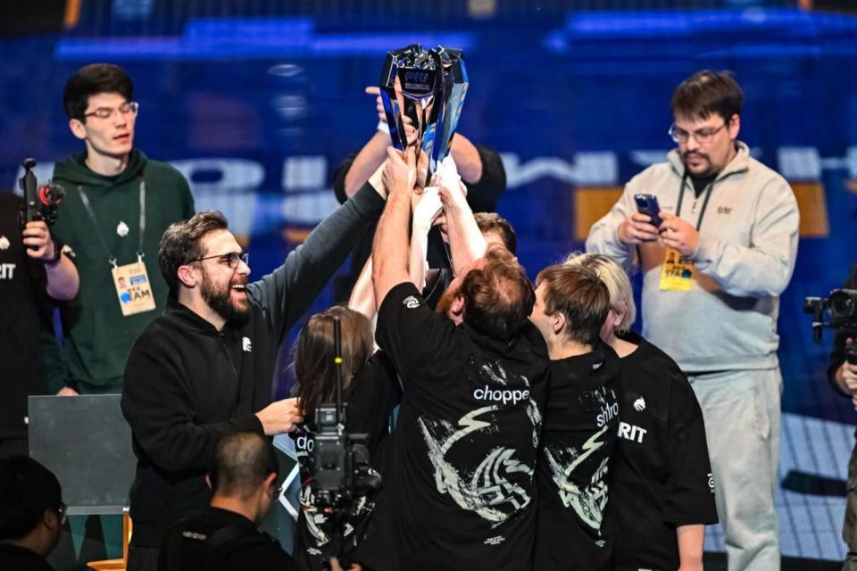 NAVI 将与 B8 比赛；争夺 2025 年 StarLadder 布达佩斯 Major 第 3 阶段的名额